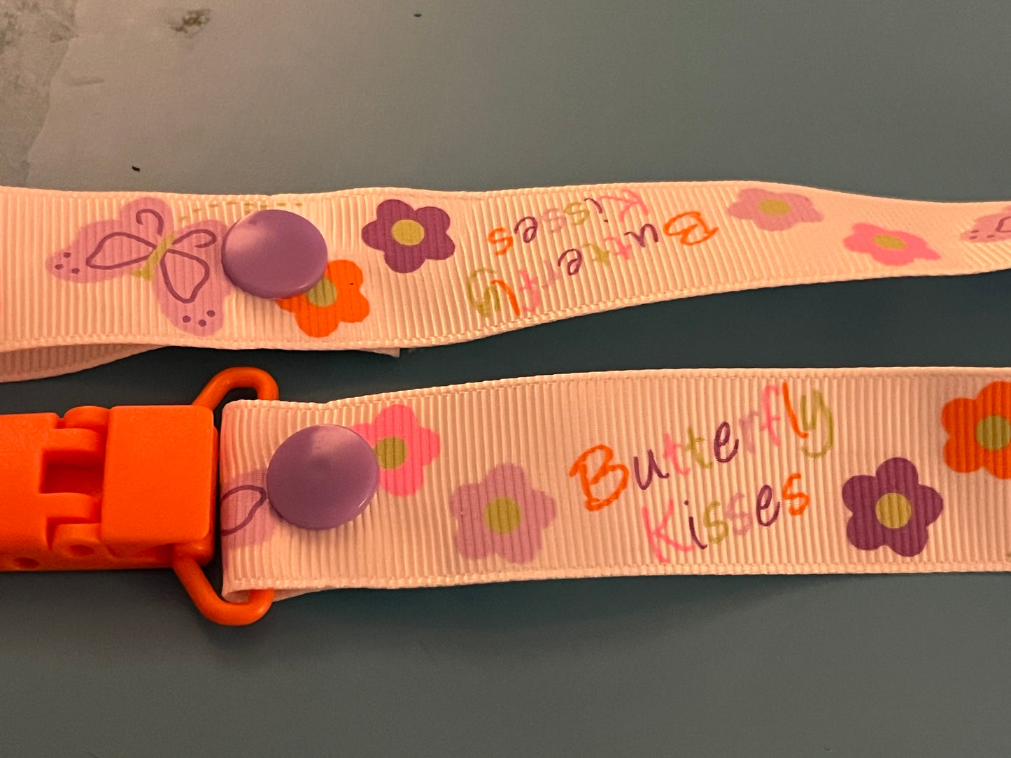Butterfly Kisses Paci Clip
