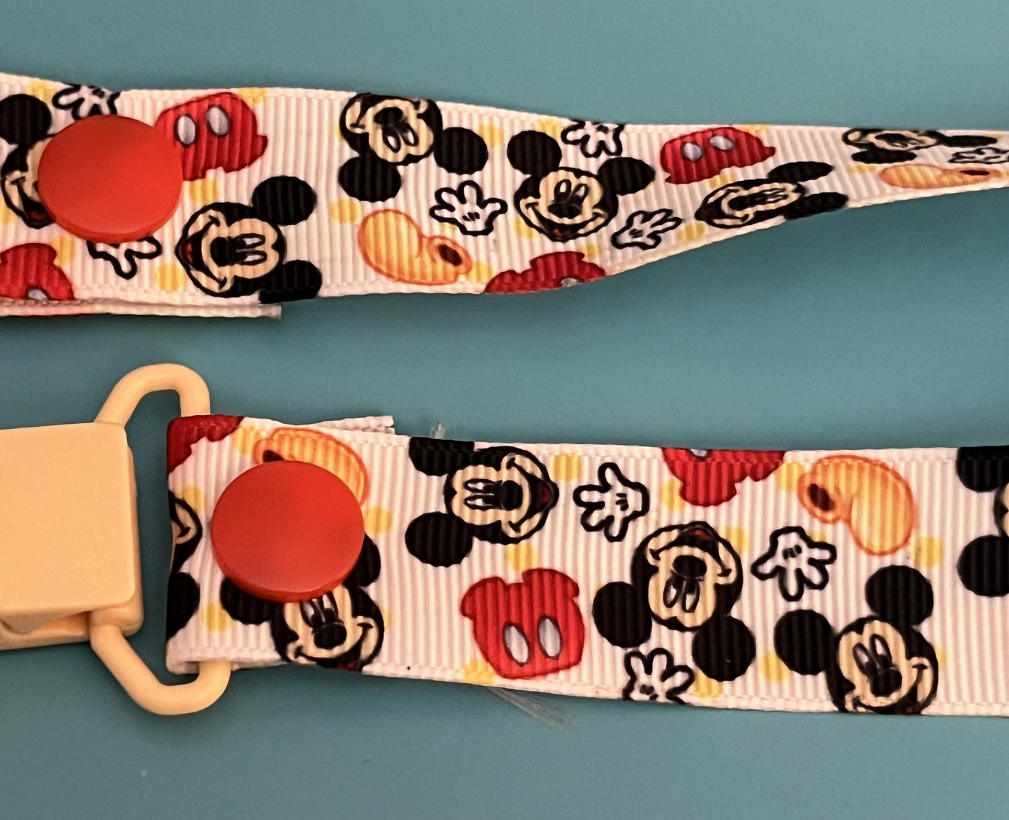 Mickey Mouse Pieces Paci Clip