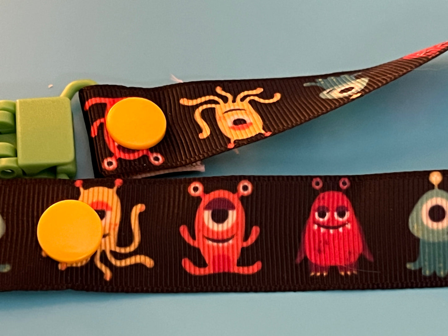 Monster Paci Clip