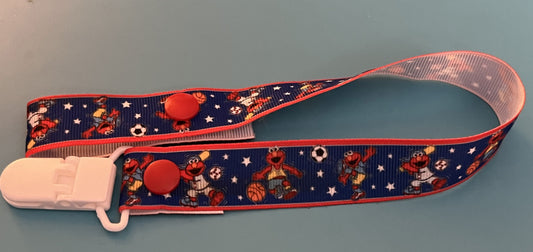 Sporty Elmo Paci Clip