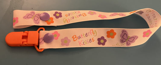 Butterfly Kisses Paci Clip