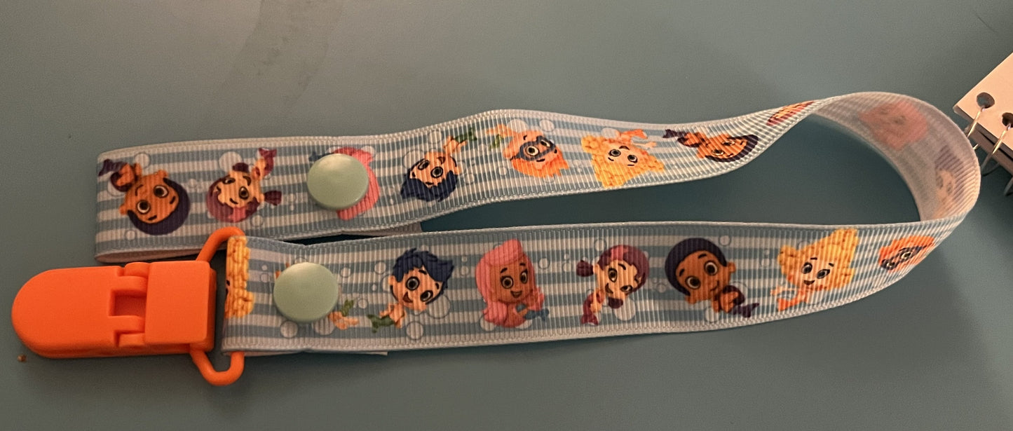 Bubble Guppies Paci Clip